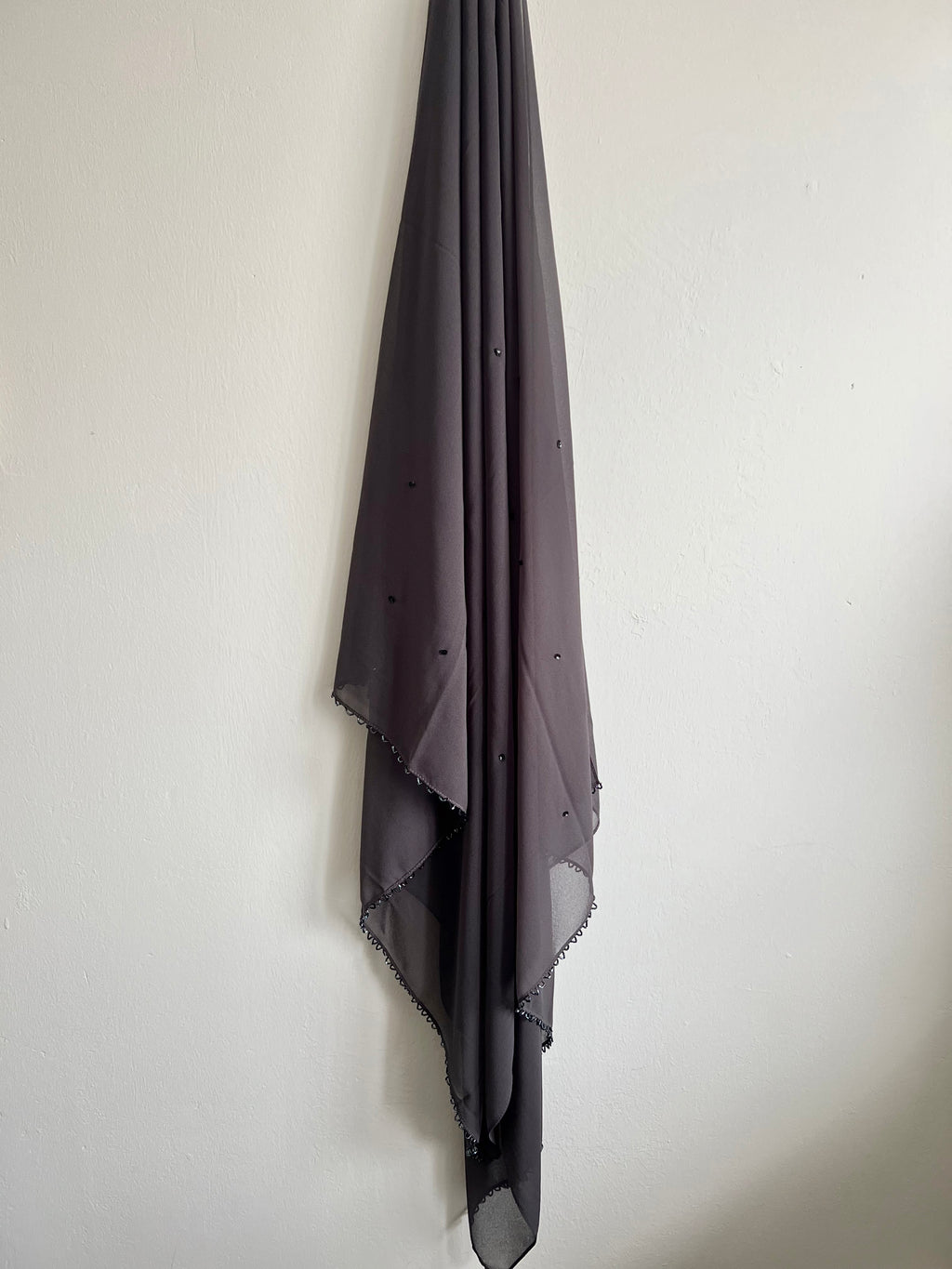 Kinari Hijab - Charcoal Grey